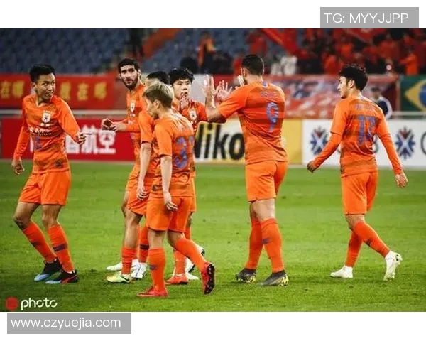 恒大与鲁能亚冠首回合激战成和双方争夺晋级机会引发关注